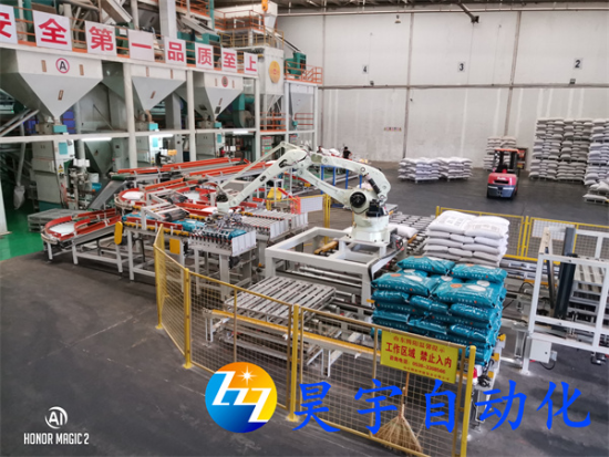 企業(yè)選擇全自動碼垛機(jī)的理由是什么？